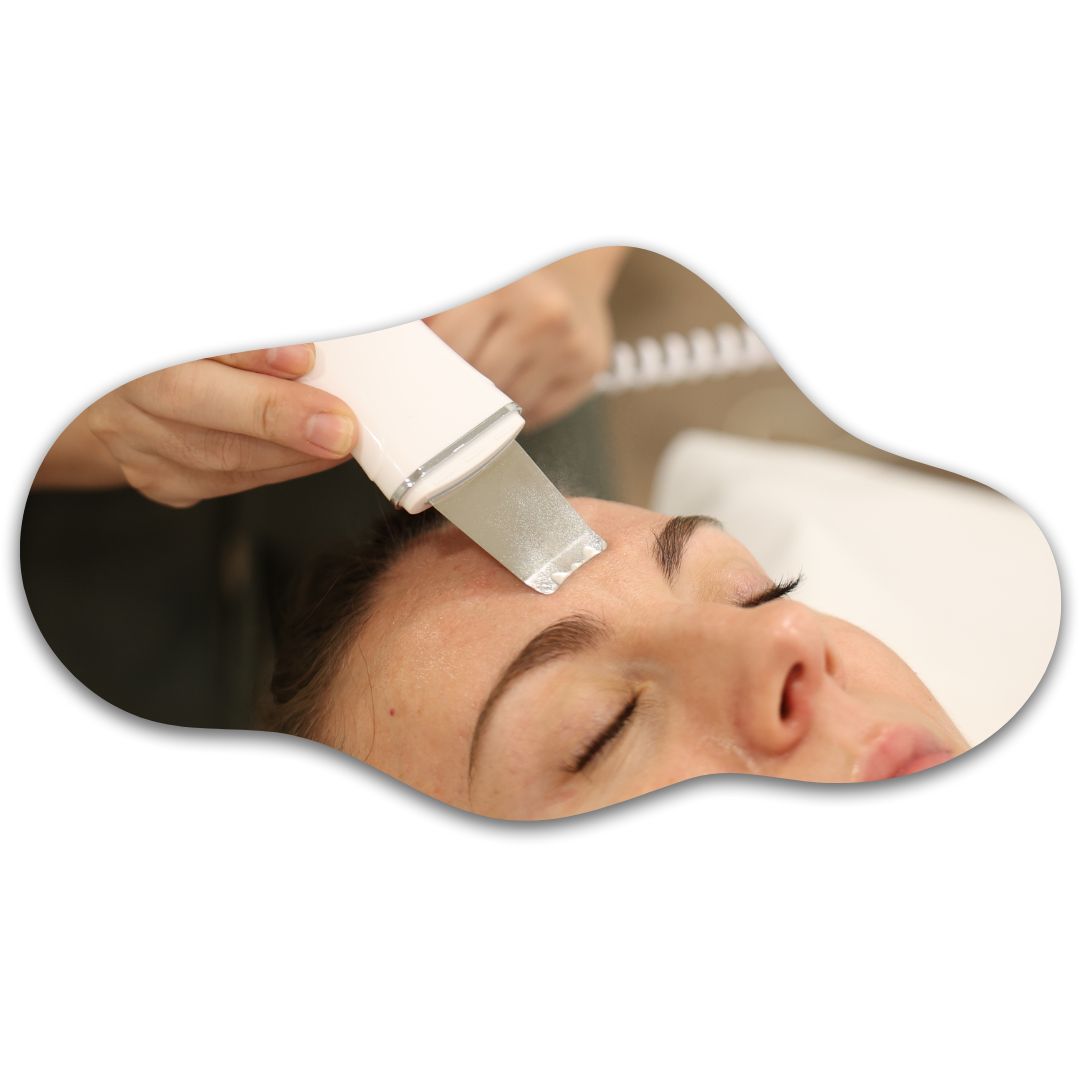 Espátula ultrasónica Re-LUMINA Lorena Asensio Alicante Peeling de ácidos antiaging : Renueva las células, reduce arrugas y aclara manchas.